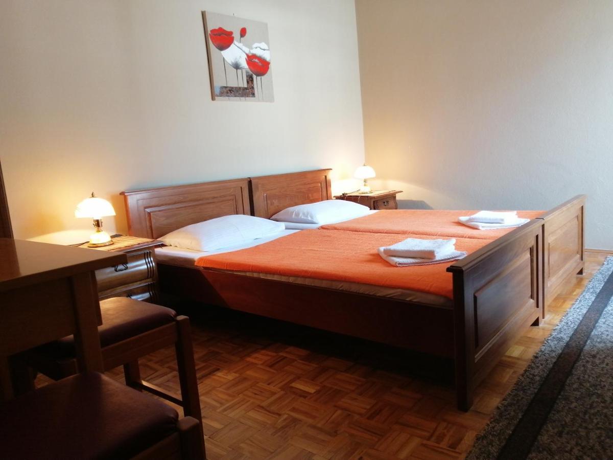 Lovely Apartment With Big Terrace In Будва Екстер'єр фото