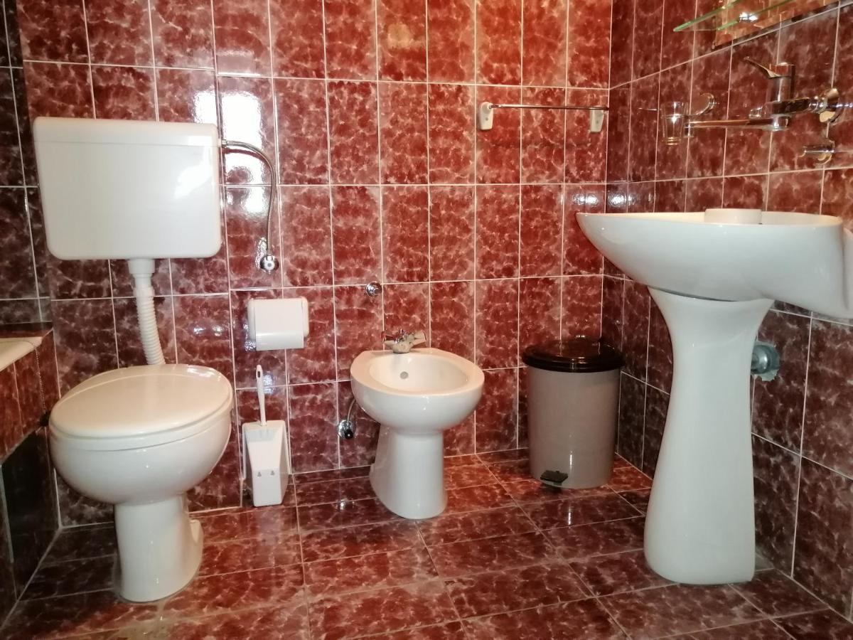 Lovely Apartment With Big Terrace In Будва Екстер'єр фото