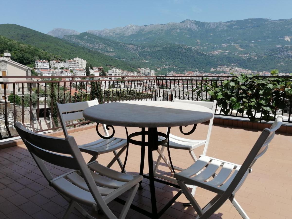 Lovely Apartment With Big Terrace In Будва Екстер'єр фото